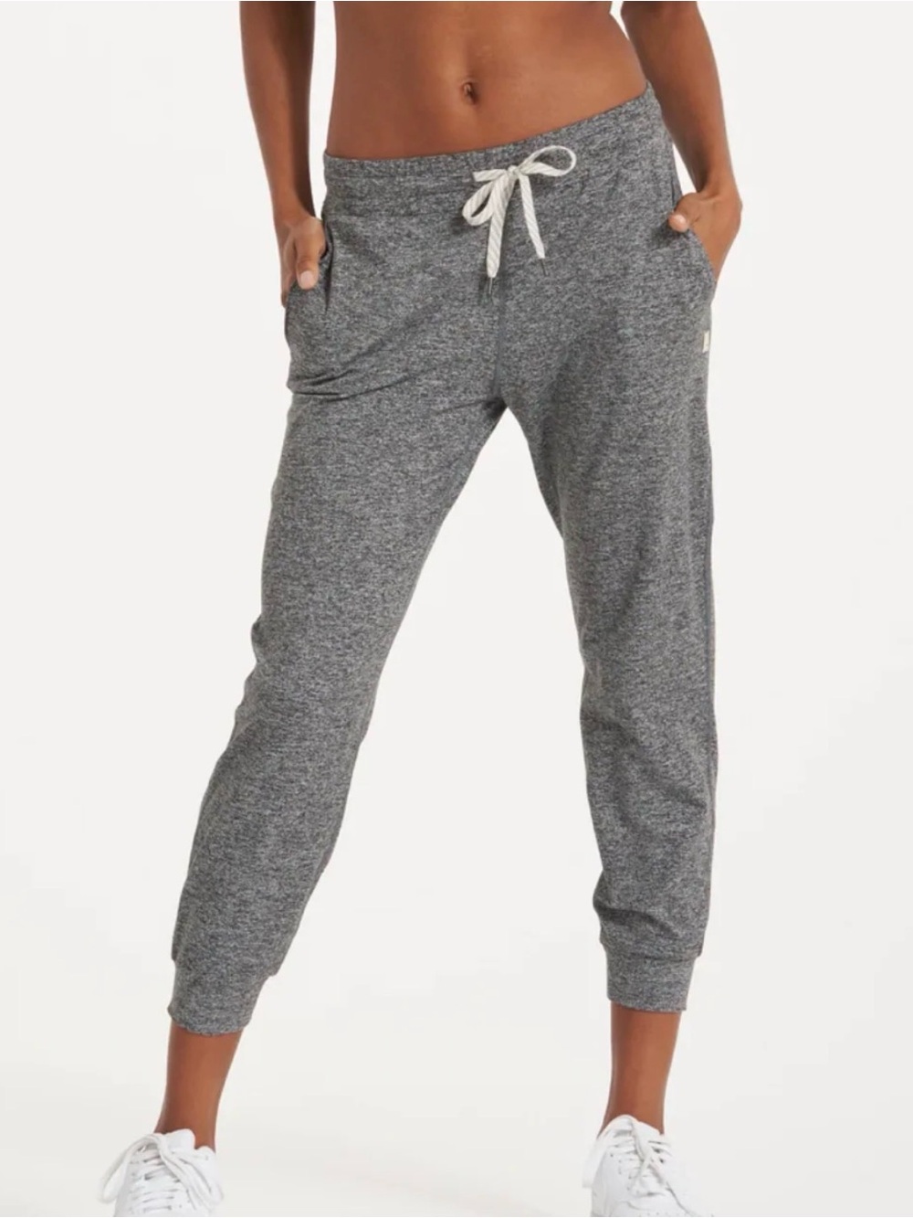 Vuori Performance Joggers Heather Grey size Medium